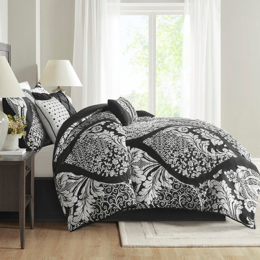 Set of Seven Black And White Damask King Ring Stitch Polyester Sham And Comforter
