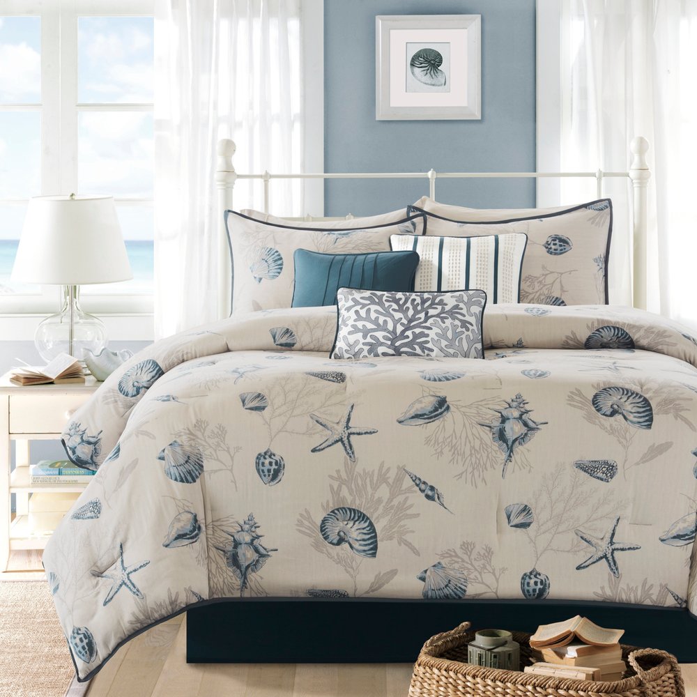 Set of Seven Blue And Ivory King Ring Stitch Sham And Comforter