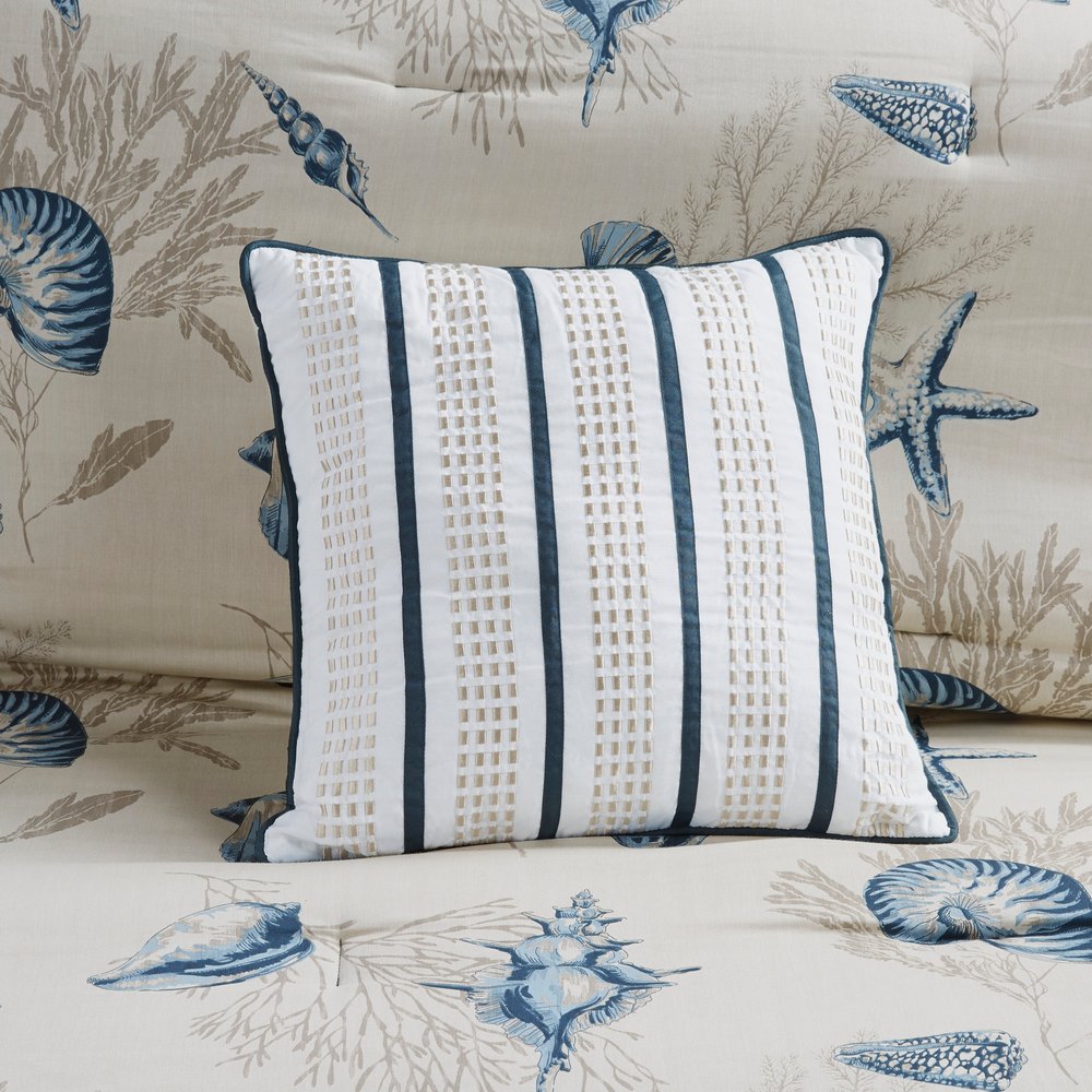 Set of Seven Blue And Ivory Shells and Starfish King Ring Stitch Comforter And Sham