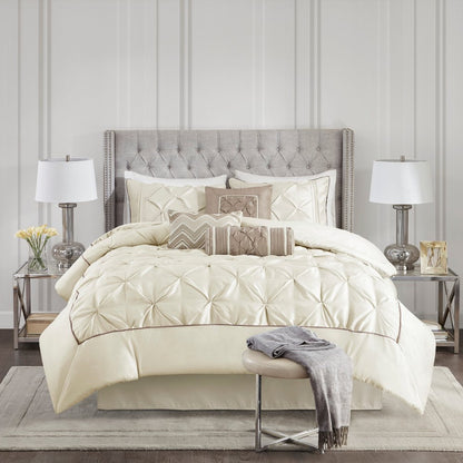 Set of Seven Ivory Queen Ring Stitch Polyester Sham And Comforter