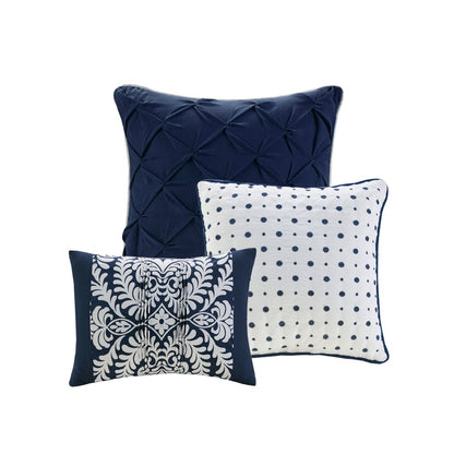 Set of Seven Indigo And White Damask Queen Ring Stitch Polyester Sham And Comforter