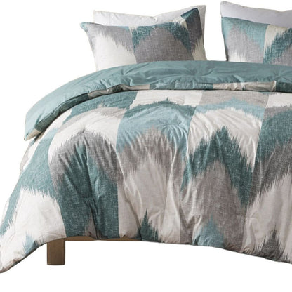 Set of Three Aqua And White King Ring Stitch Polyester Sham And Comforter