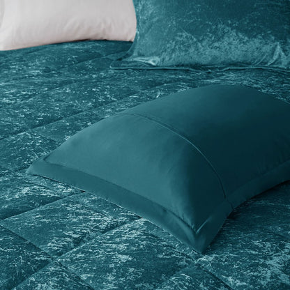 Set of Four Teal Blue King Ring Stitch Polyester Sham And Comforter