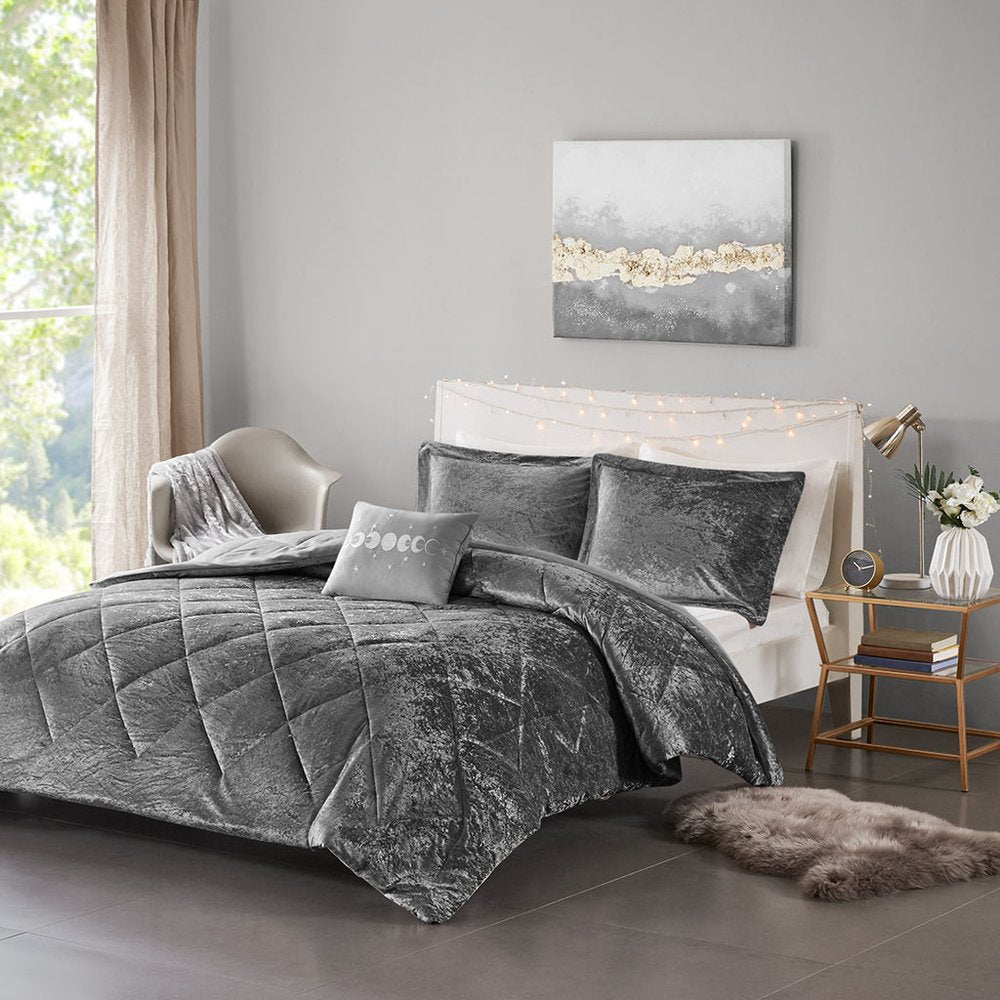 Set of Three Gray Twin Ring Stitch Polyester Sham And Comforter