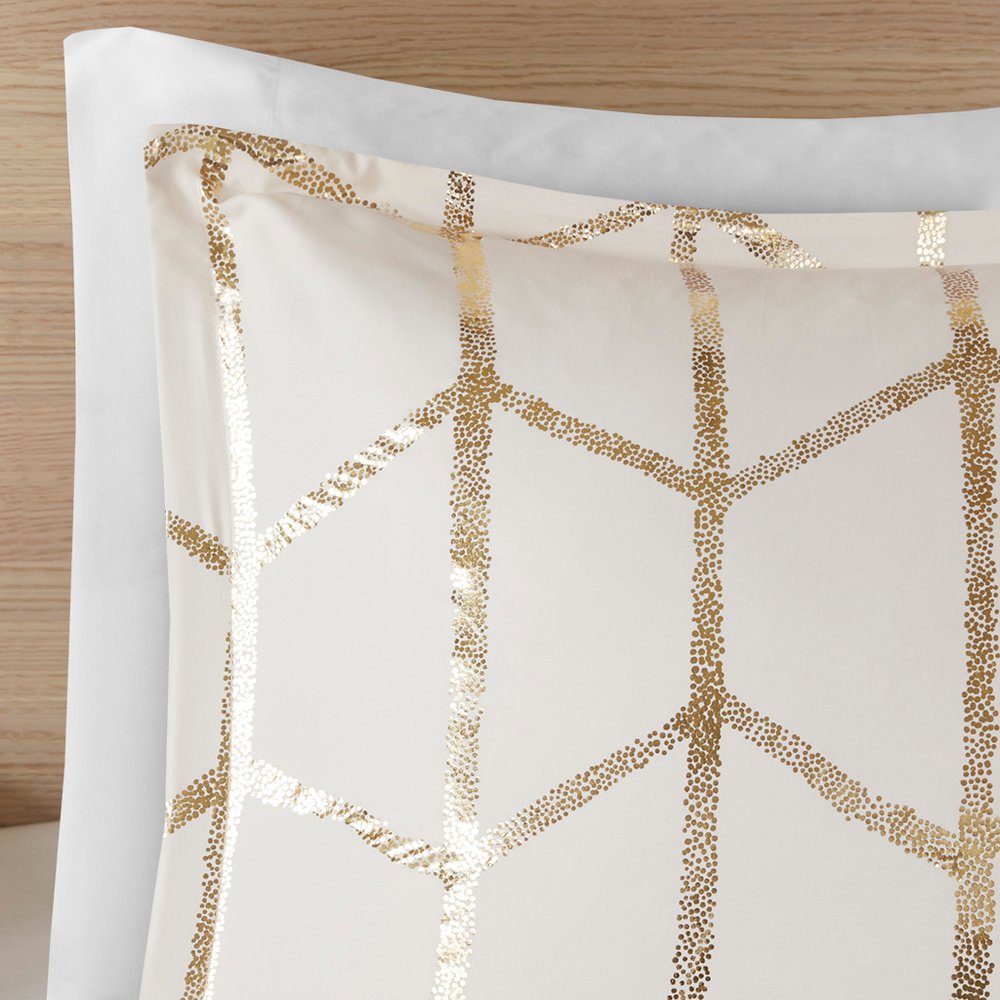 Set of Four Gold And Ivory Geometric Ring Stitch Polyester Sham And Comforter