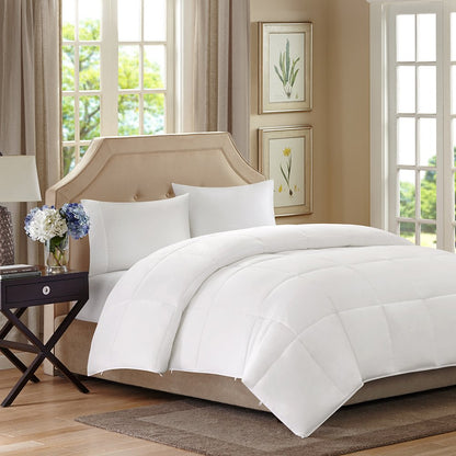 Set of Two White Ring Stitch Polyester Sham And Comforter