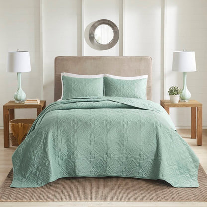 Set of Three Aqua Medallion Queen Ring Stitch Sham And Comforter