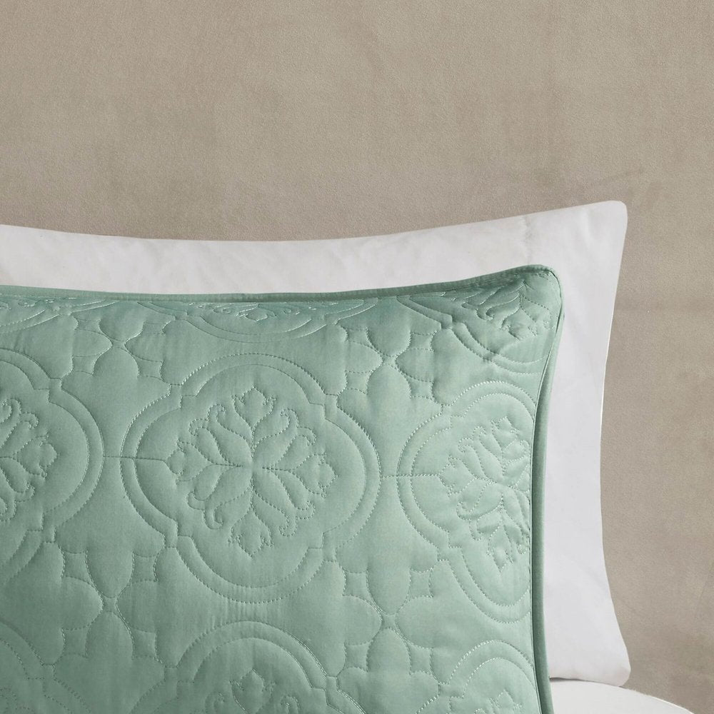 Set of Three Aqua Medallion Queen Ring Stitch Sham And Comforter