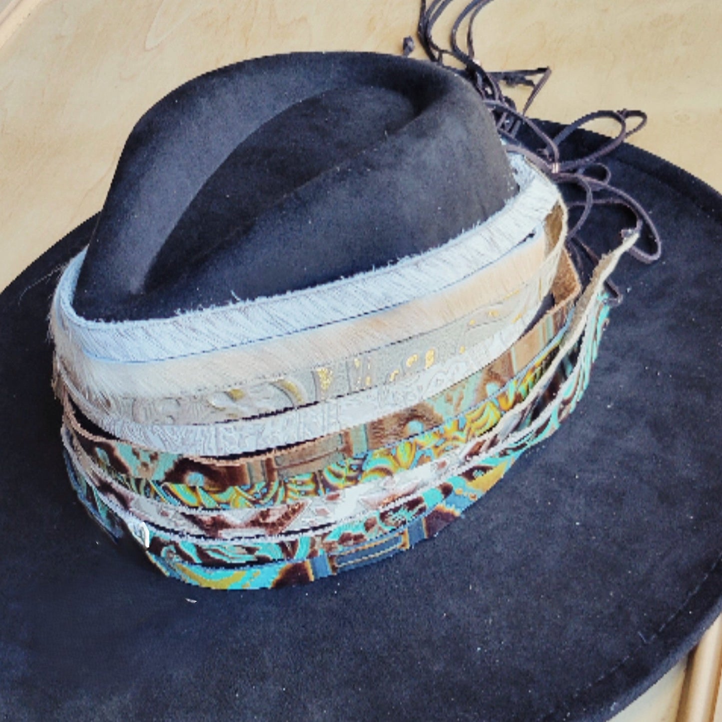 **Cream & Gold Metallic Leather Hat Band Only 984e