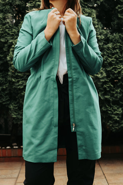 Black Light weight long jacket with a belt