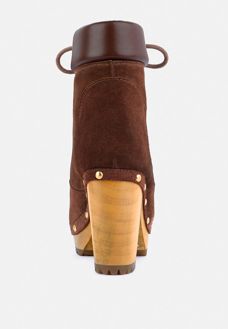 Maaya Handcrafted Collared Suede Boot