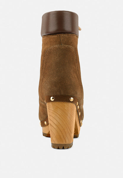 Maaya Handcrafted Collared Suede Boot