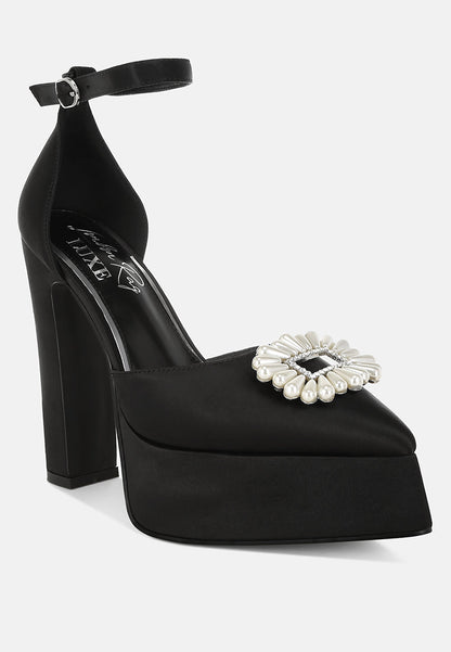 Maeissa Pearls Brooch Detail Platform Block Heel Sandals