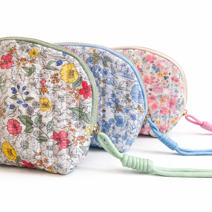 Vintage-Inspired Quilted Floral Cosmetic Case – Curved Makeup Pouch in Soft Pastel Garden Prints