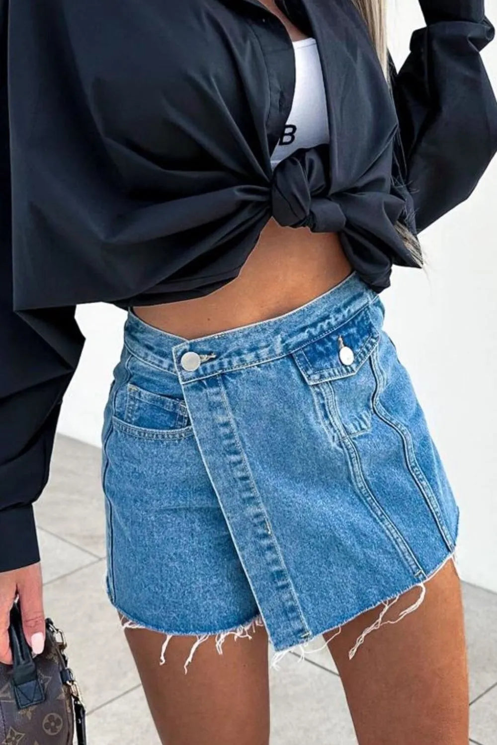 a2c0bba6-59d0-48ff-93fa-d39a78c53904-Max