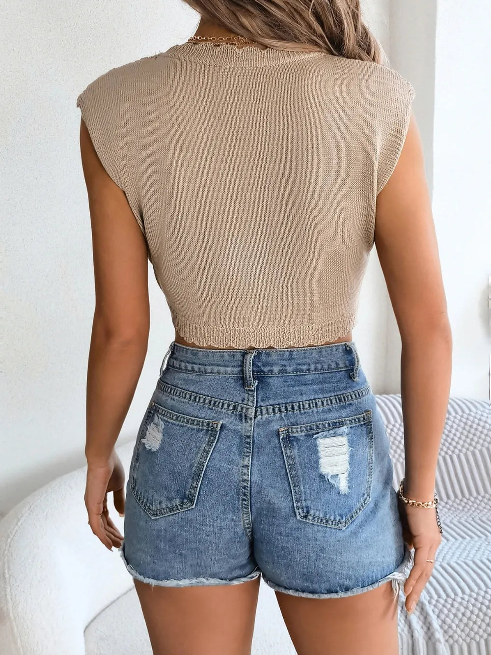 e2358591-8219-41a2-ae26-acee143c72a8-Max