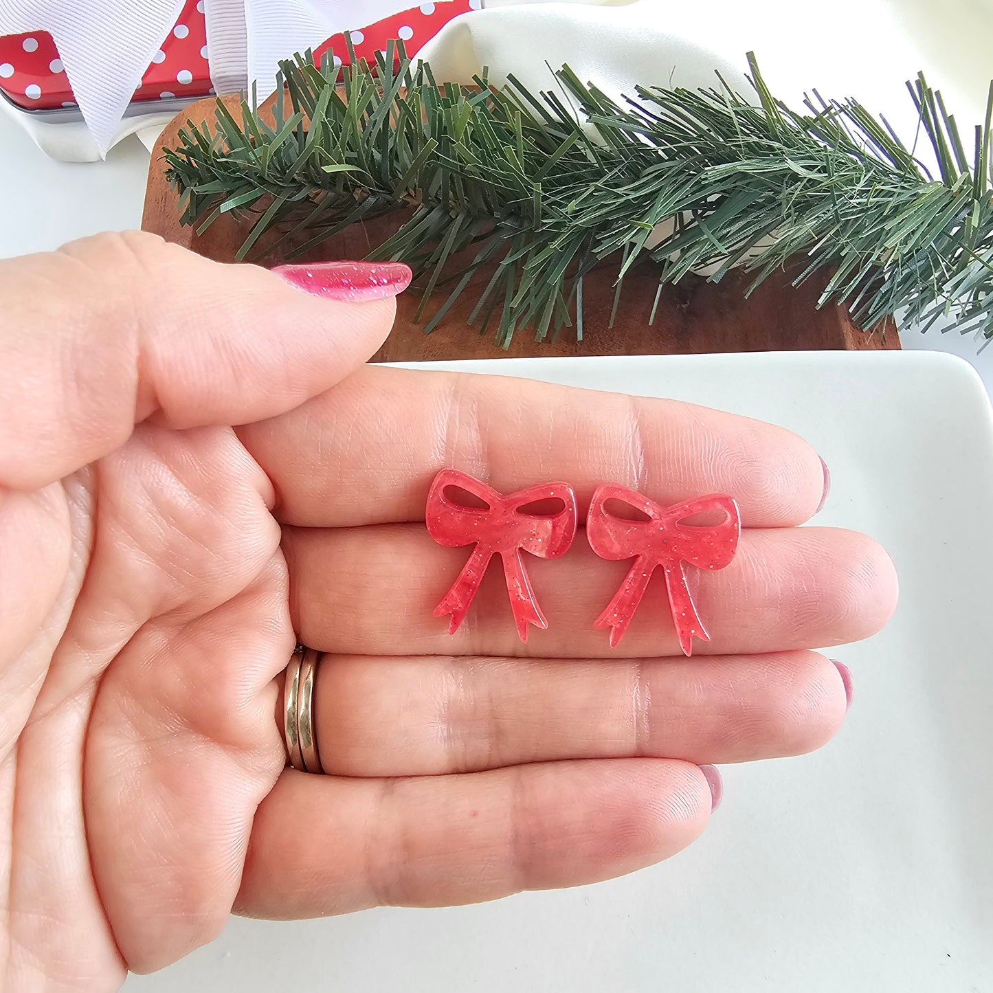 Bow Studs - Red Shimmer