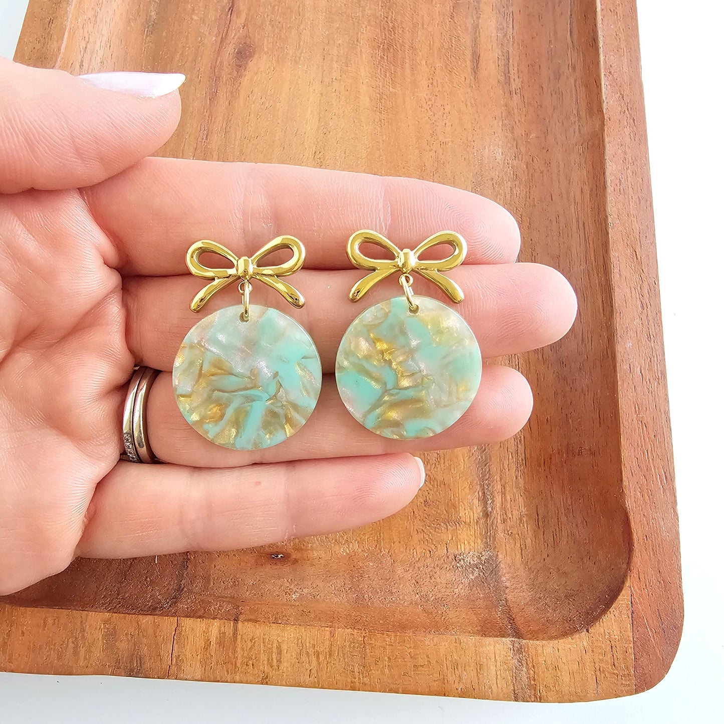 Bailey Earrings - Champagne Mint