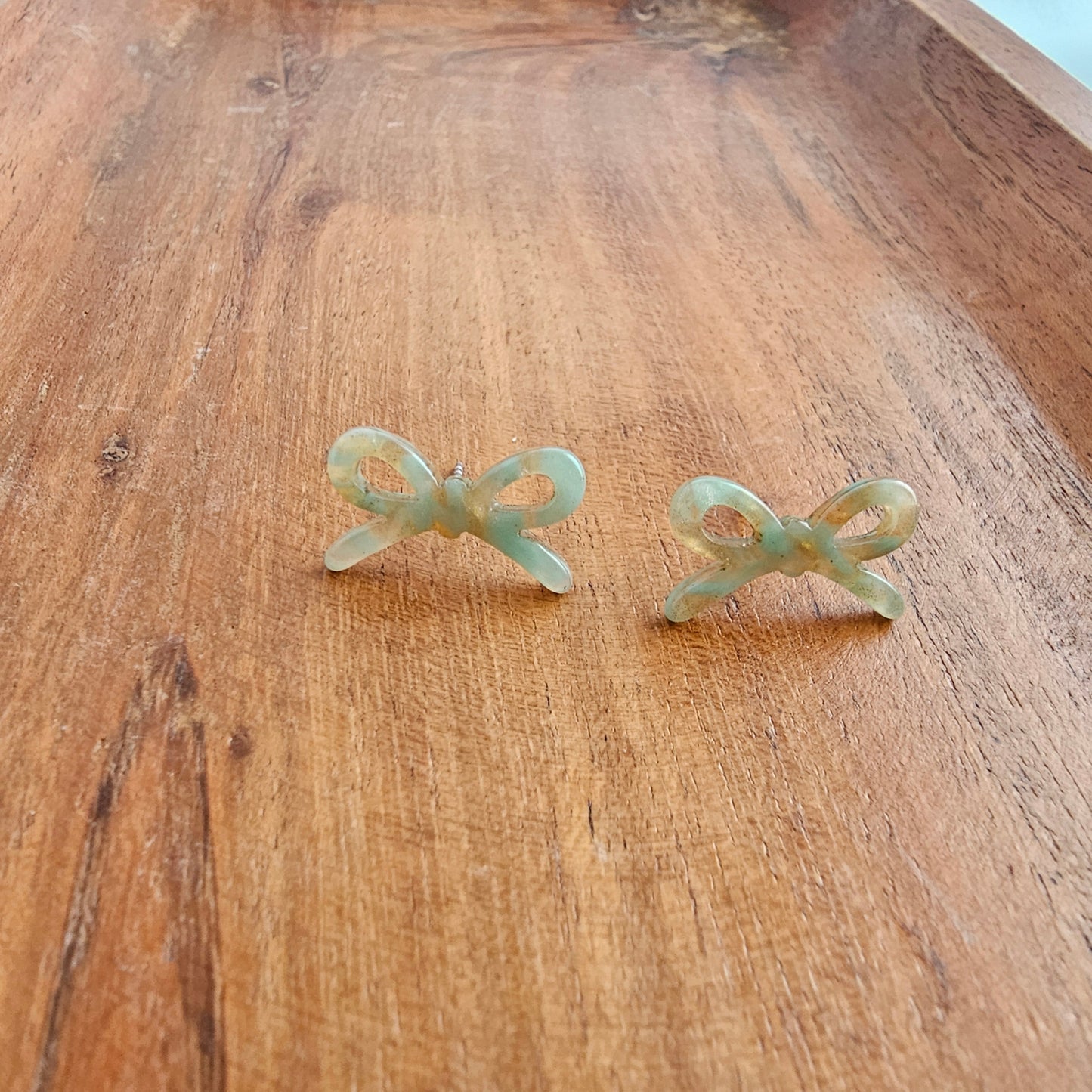 Bowie Studs - Champagne Mint