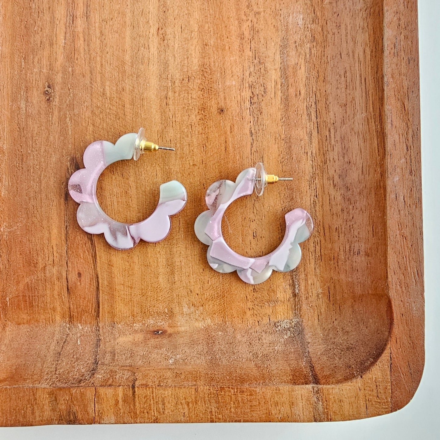 Flora Hoops - Lilac Quartz
