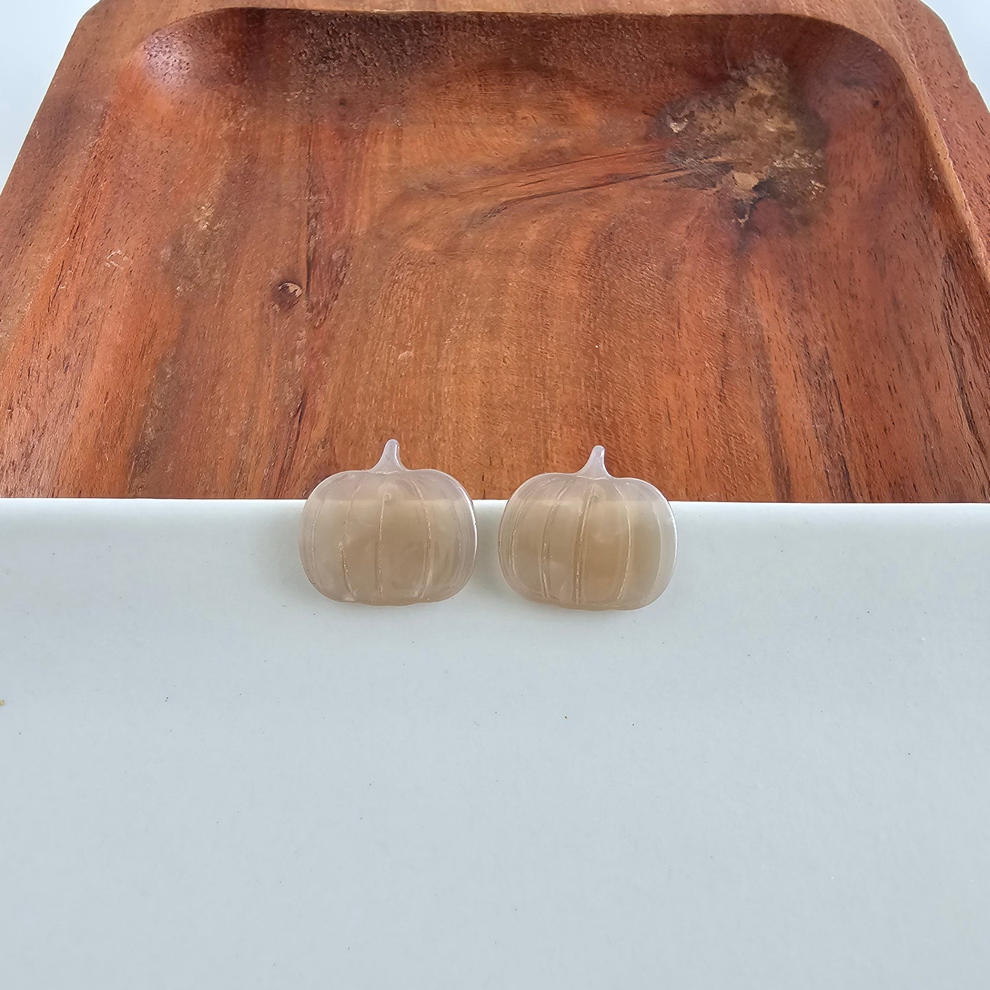 Pumpkin Patch Studs - Cashmere